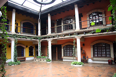 Hostal Dona Victoria Coban